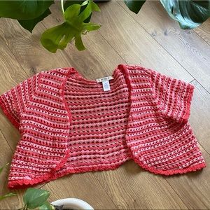 (SOLD) dainty cropped crochet shawl